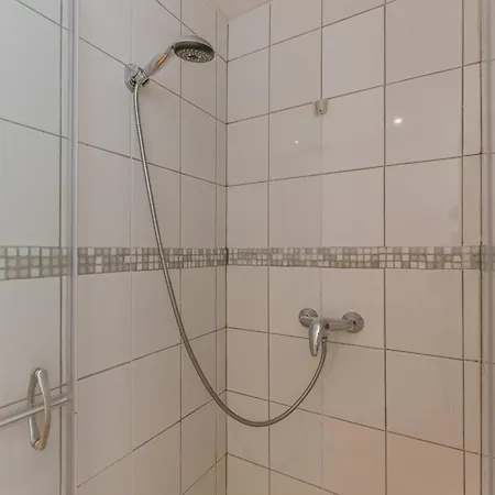 Huswell - Relaxing With Private Sauna אוסטנדה